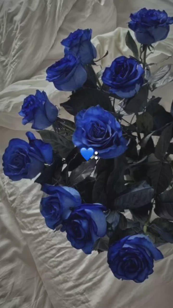 Lattice Urban Glade workshop space where corporate flower arrangements are designed and prepared for business delivery